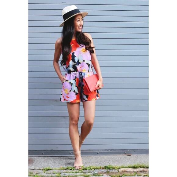LOFT Full Bloom Romper Size Small Drawstring Waist Resort Vacation - Picture 1 of 7